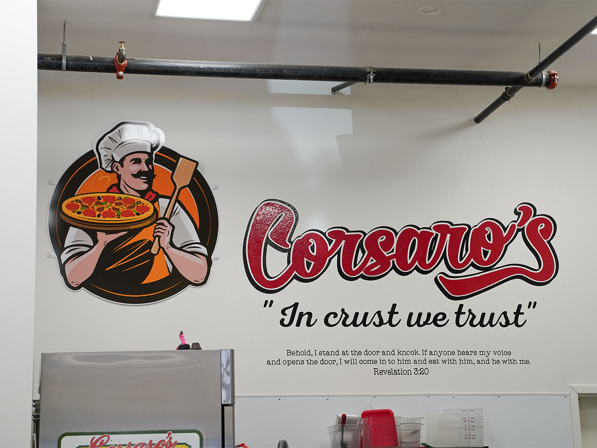 Corsaros-Family-Pizza-Downtown-Kingsburg
